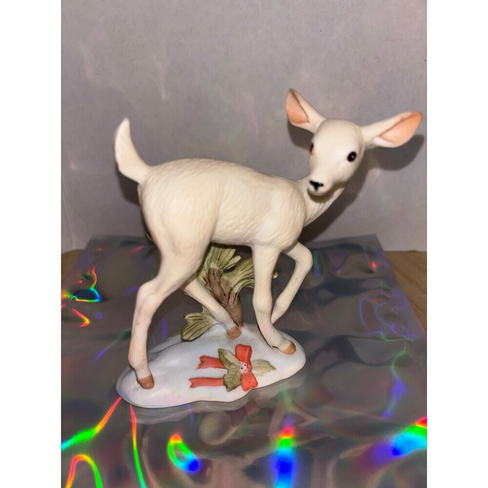 Vintage 1991 White Deer figurine Enesco G G Santiago Christmas snow ceramic